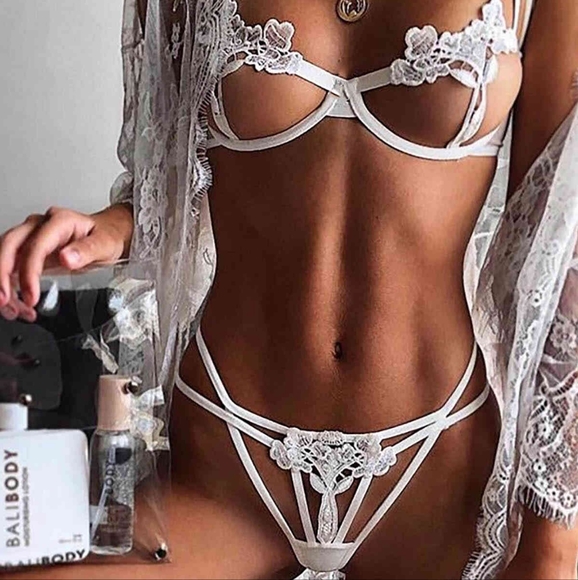 Sexy set - Picture 2 of 2